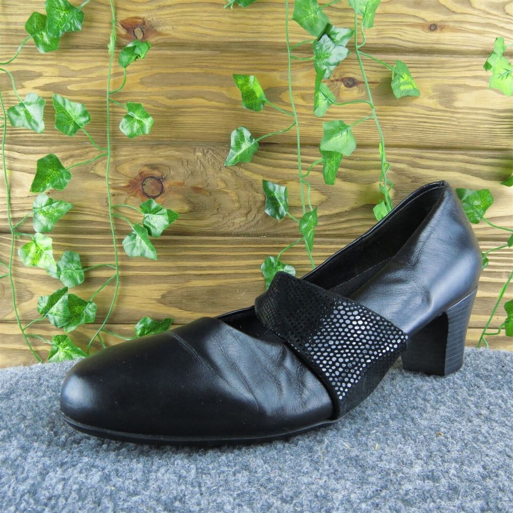 Munro Black Heels extra wide